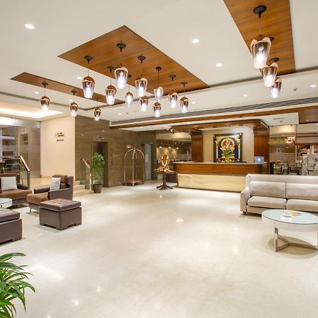 สารัธ กรันเด Hotel Pudukkottai ภายนอก รูปภาพ